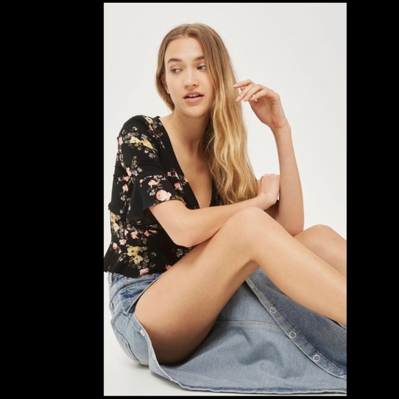 Sold** Topshop Side snap straight leg jeans size 28 - Picture 2 of 6